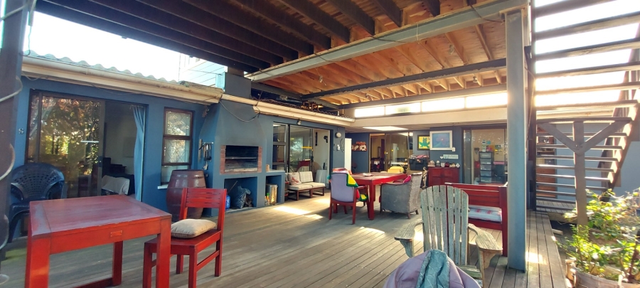 7 Bedroom Property for Sale in Gonubie Eastern Cape